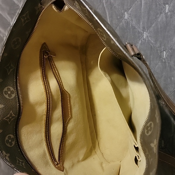 Authentic Louis Vuitton Babylone Large Shoulder Bag - Picture 3 of 5